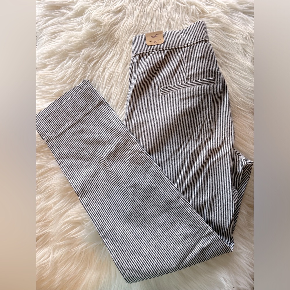 Hollister XS straight leg striped pants